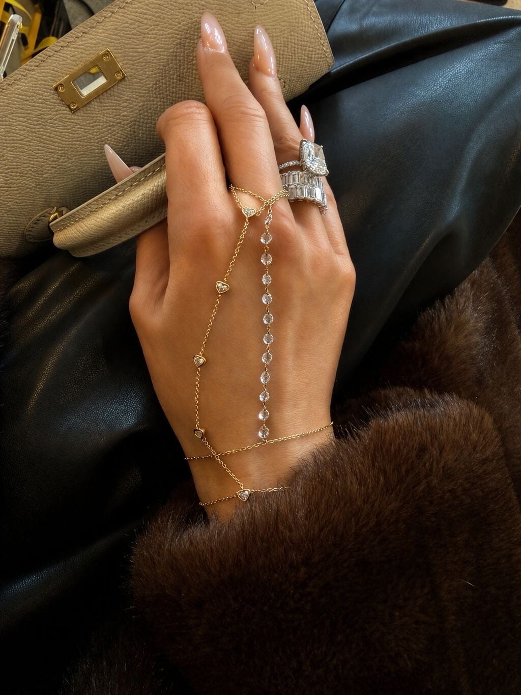 Five Heart Hand Chain LULU KACHOO
